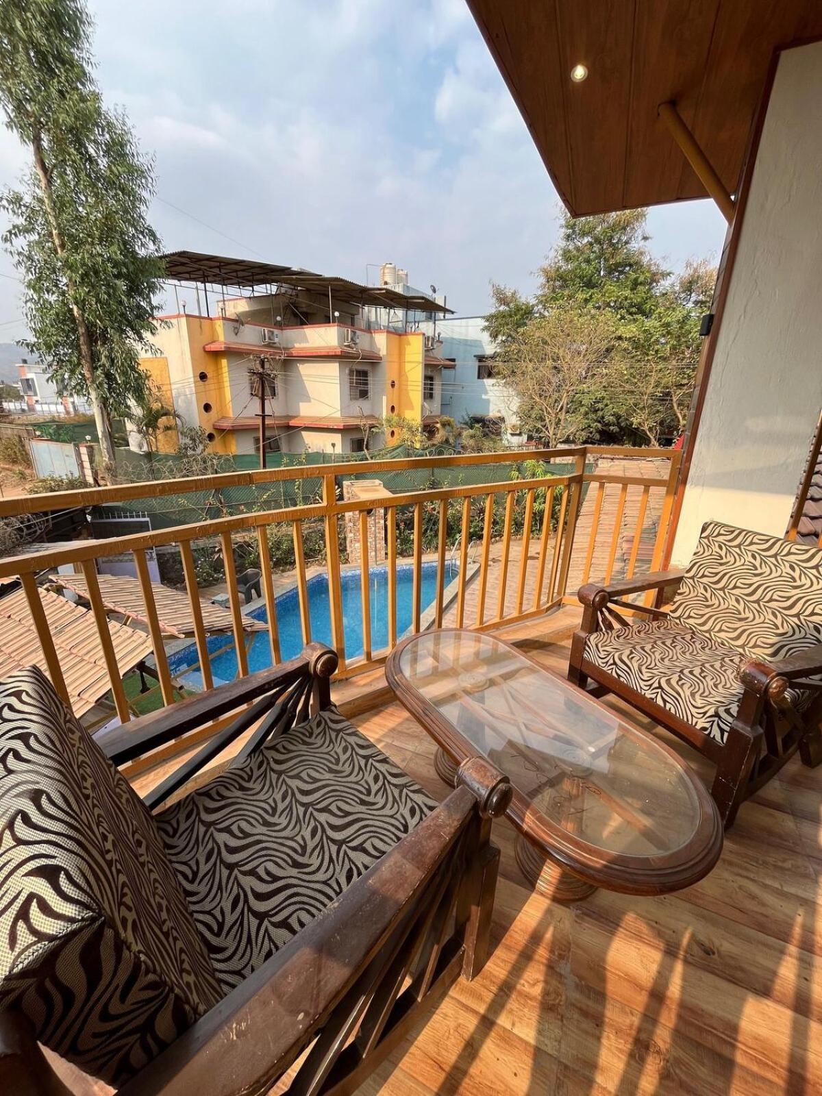Govind Villa - 3Bhk Penthouse Suite With Pool Splash โลนาวาลา ภายนอก รูปภาพ